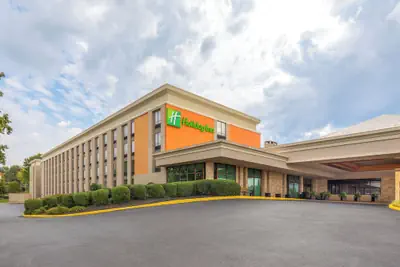 Photo 2 - Holiday Inn Knoxville West- Cedar Bluff Rd by IHG