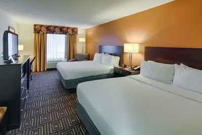 Photo 4 - Holiday Inn Knoxville West- Cedar Bluff Rd by IHG