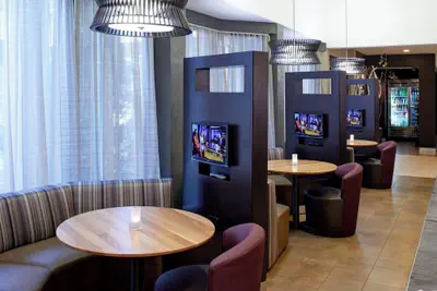 Photo 5 - Courtyard by Marriott Detroit Metropolitan Airport Romulus