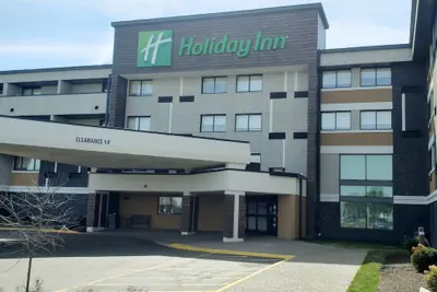 Photo 2 - Holiday Inn Indianapolis Airport Area N by IHG