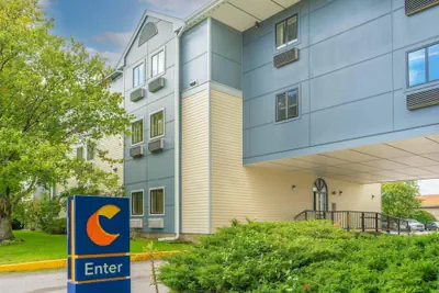 Photo 2 - Comfort Inn Rutland - Killington