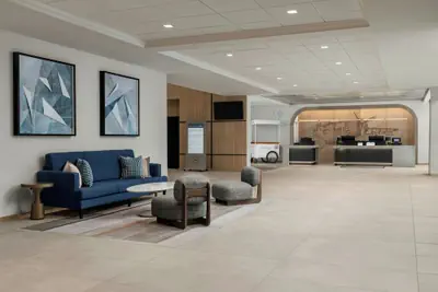 Photo 5 - Sheraton Hartford Hotel at Bradley Airport