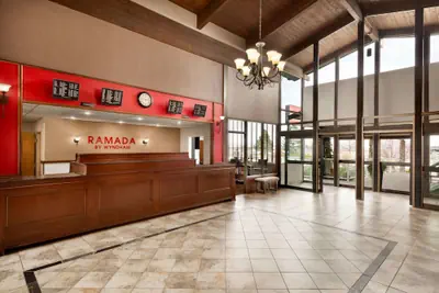 Photo 4 - Ramada by Wyndham Spokane Airport