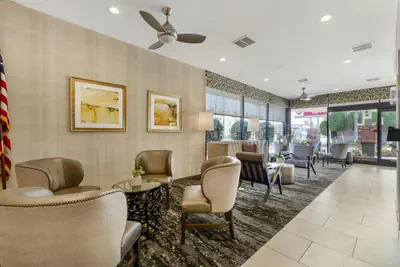 Photo 4 - Best Western Plus Carriage Inn