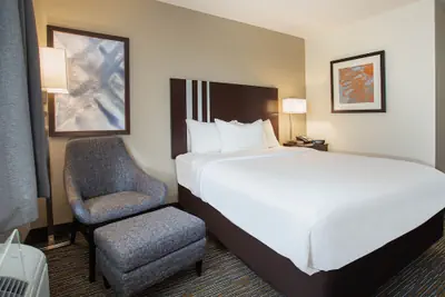 Photo 4 - Wingate by Wyndham Gurnee