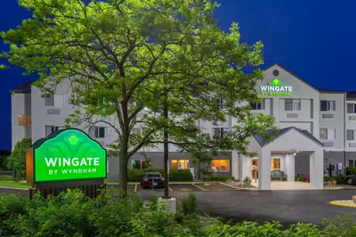 Photo 2 - Wingate by Wyndham Gurnee