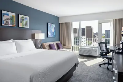 Photo 5 - Holiday Inn Sioux Falls-City Centre by IHG