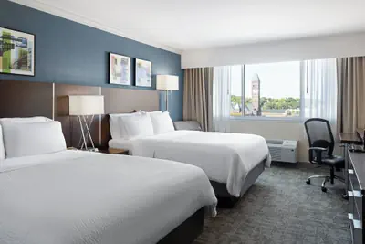 Photo 4 - Holiday Inn Sioux Falls-City Centre by IHG