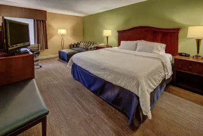 Photo 2 - Hampton Inn Raleigh/Cary