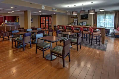 Photo 3 - Hampton Inn Raleigh/Cary