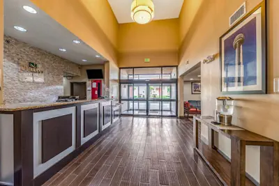 Photo 5 - Quality Inn West Plano - Dallas