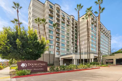 Photo 2 - DoubleTree by Hilton Hotel San Diego - Mission Valley