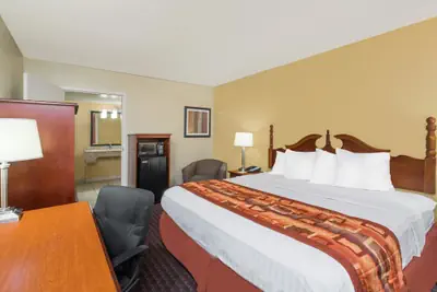 Photo 5 - Baymont by Wyndham Goodlettsville/Nashville