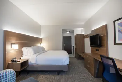 Photo 4 - Holiday Inn Express - Harrisburg East by IHG