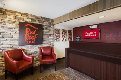 Photo 3 - Red Roof Inn Indianapolis South