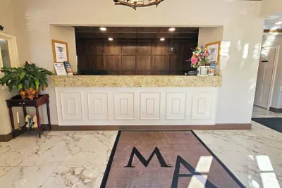 Photo 2 - Merry Acres Inn