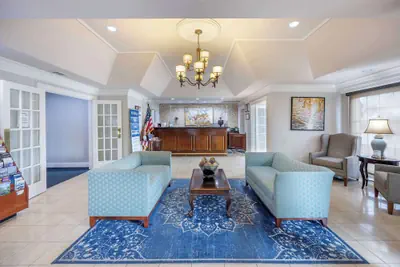 Photo 3 - Best Western Spring Hill Inn & Suites