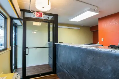 Photo 4 - Econo Lodge South Holland - Chicago Southland