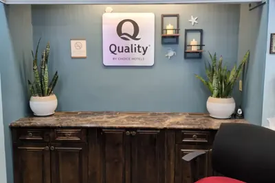 Photo 4 - Quality Inn Old Saybrook - Westbrook