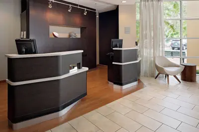 Photo 5 - Courtyard by Marriott Fort Lauderdale North/Cypress Creek
