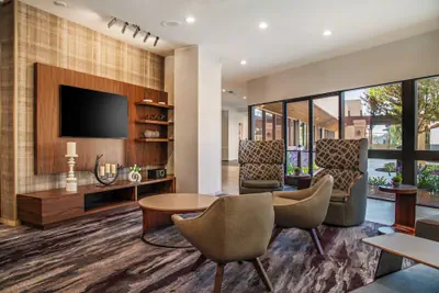 Photo 4 - Holiday Inn Oxnard – Ventura by IHG