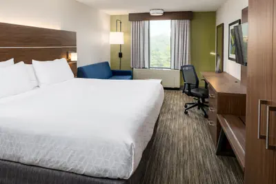 Photo 3 - Holiday Inn Express Atlanta Airport - College Park by IHG