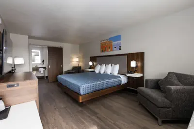 Photo 5 - Bhagat Hotels Stone Mountain Atlanta BW Signature Collection