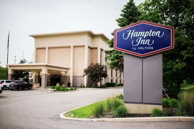 Photo 2 - Hampton Inn by Hilton Milwaukee Northwest