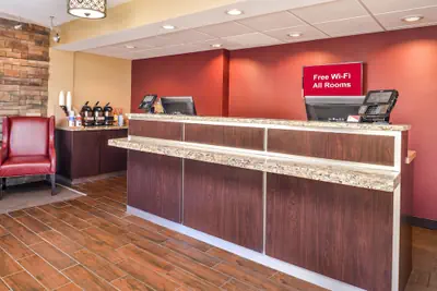 Photo 4 - Red Roof Inn Merrillville