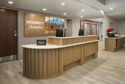 Photo 4 - Hampton Inn by Hilton York