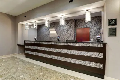 Photo 4 - Drury Inn & Suites St Joseph