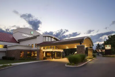 Photo 2 - Embassy Suites by Hilton Detroit Metro Airport