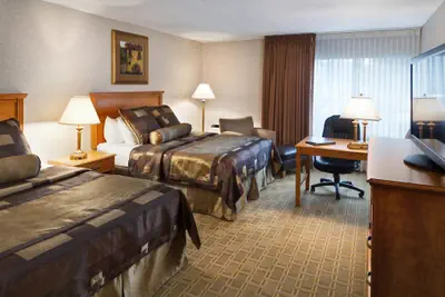 Photo 4 - Bismarck Hotel and Conference Center