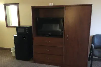 Photo 4 - Med City Inn & Suites - Mayo Clinic Area