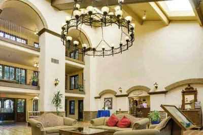 Photo 5 - The Buena Park Grand Hotel & Suites