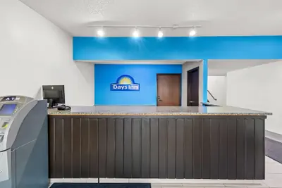 Photo 3 - Days Inn by Wyndham Fond du Lac
