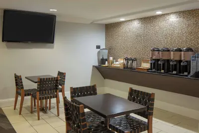 Photo 4 - Four Points by Sheraton Orlando International Drive