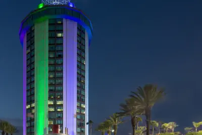 Photo 2 - Four Points by Sheraton Orlando International Drive