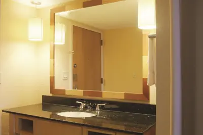 Photo 5 - La Quinta Inn & Suites by Wyndham Coral Springs South