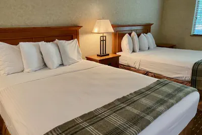 Photo 5 - Cousins Country Inn
