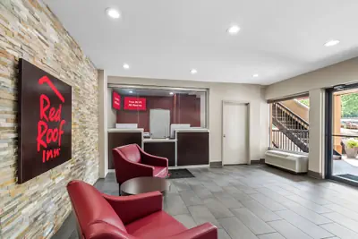Photo 5 - Red Roof Inn Washington, DC