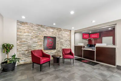 Photo 3 - Red Roof Inn Washington, DC