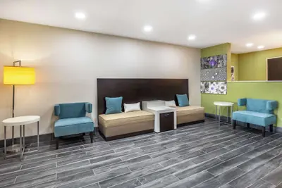 Photo 4 - Sleep Inn & Suites Salina I-135