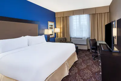 Photo 3 - Holiday Inn Terre Haute by IHG