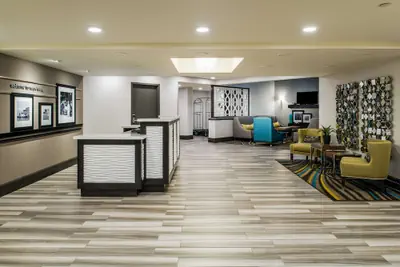 Photo 3 - Hampton Inn Monterey