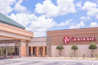Photo 2 - Ramada by Wyndham Macon