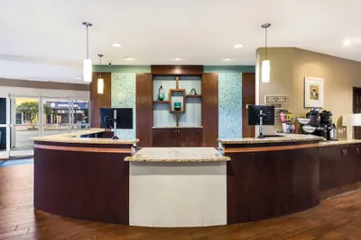 Photo 4 - Country Inn & Suites by Radisson, Virginia Beach (Oceanfront)