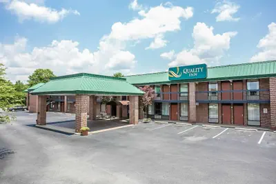 Photo 2 - Quality Inn Hartsville