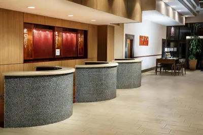 Photo 5 - Hilton Charlotte University Place