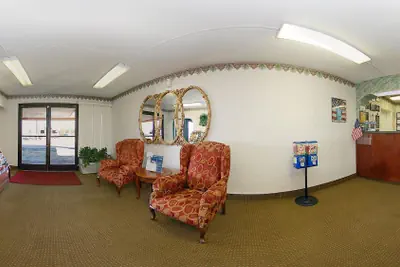Photo 2 - Days Inn by Wyndham Dickson